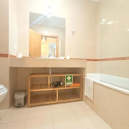 Lejlighed Charming Flat - Wifi Ac -